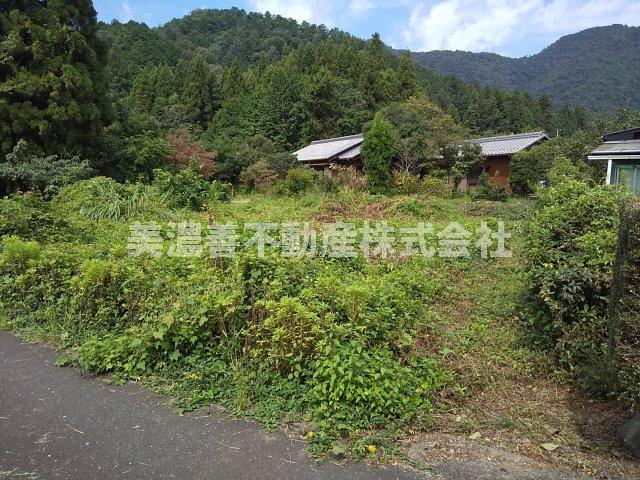 ３５３２７　山県市平井土地の外観