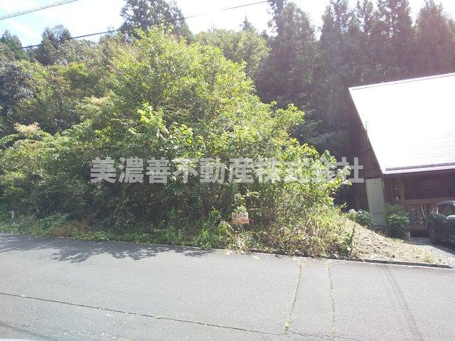 ４９８７０　山県市大門土地　の外観