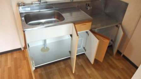 セジュール曙のキッチン|キッチン下の収納です