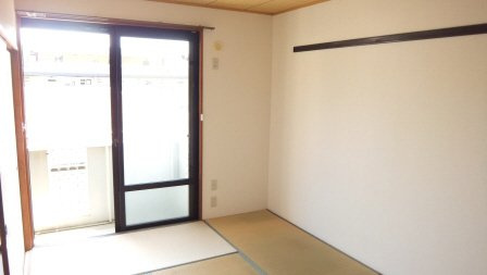 セジュール曙の居間・リビング|リフォーム済みのお部屋です