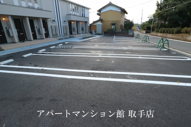 ハッピークローバーⅠの駐車場