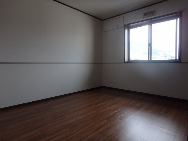 フェリオ勝原の寝室