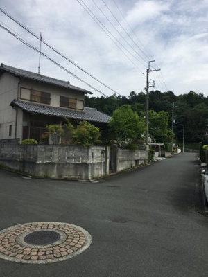 【前面道路含む現地写真】 | 大津市仰木の里5丁目16-10　中古戸建