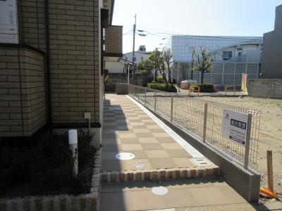 ガーデニア梅津のエントランス