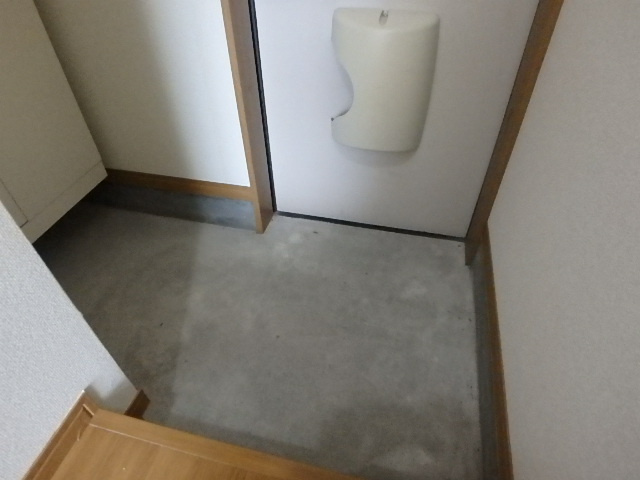 パープルの玄関|E室イメージ写真（実際のものとは異なります）