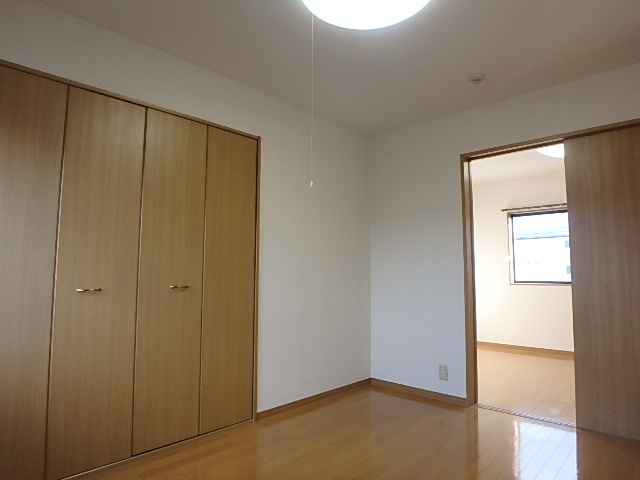 パープルの洋室|E室イメージ写真（実際のものとは異なります）