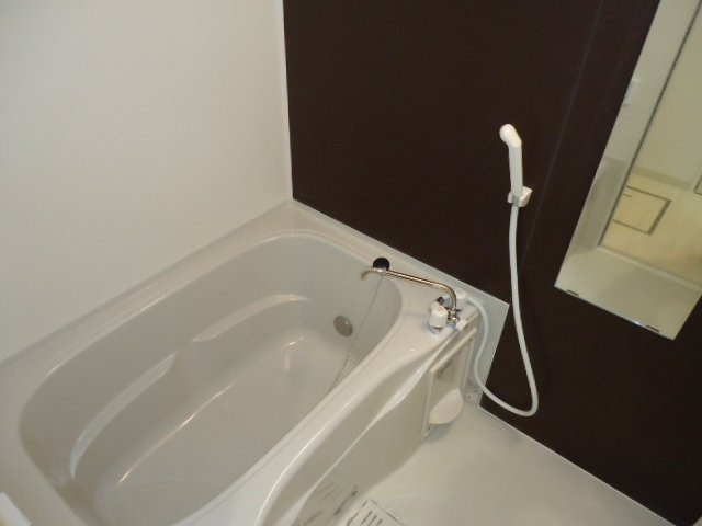 フェリチターレボスコの浴室