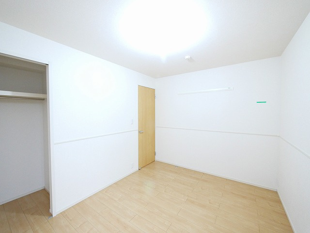 田町戸建住宅の寝室|ゆとりの広さです