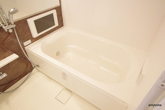 スプランディッド安土町　仲介手数料無料の浴室