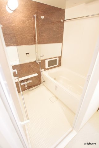 スプランディッド安土町　仲介手数料無料の浴室