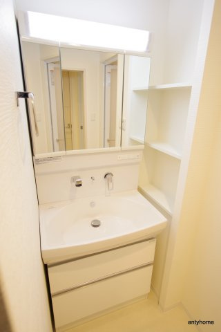 ルアナ北梅田の洗面所