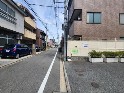 カスタリア壬生の周辺|前面道路