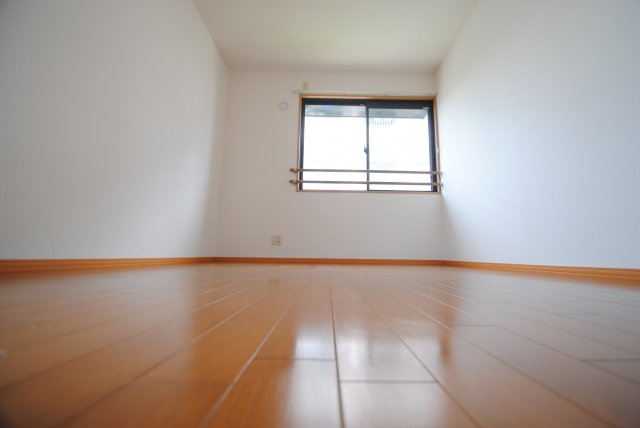 ソールズベリー御井の洋室