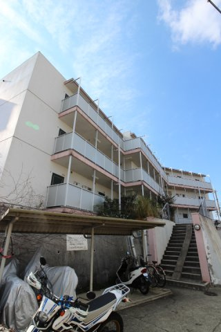 YKハイツ旭が丘の外観