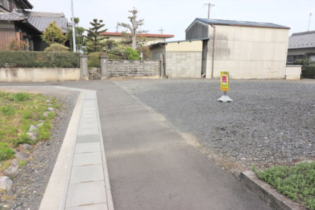 ４６５５２　岐阜市曽我屋土地の前面道路含む現地写真