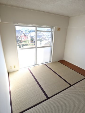 ビレッジハウス大乗2号棟の和室