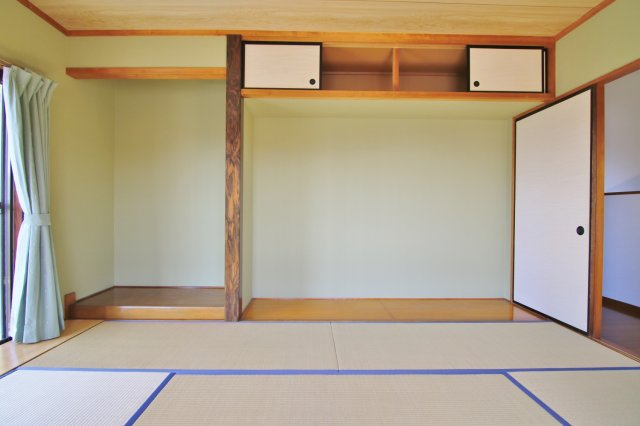 ５２７９０　岐阜市長良竜東町中古戸建ての和室