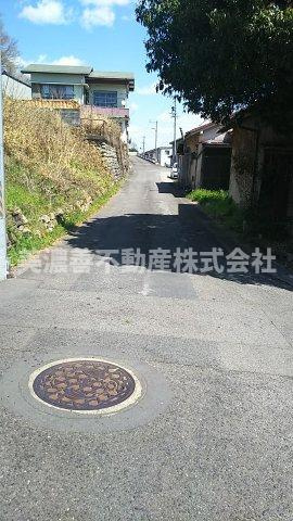 ５３１１１　岐阜市岩田坂土地の前面道路含む現地写真