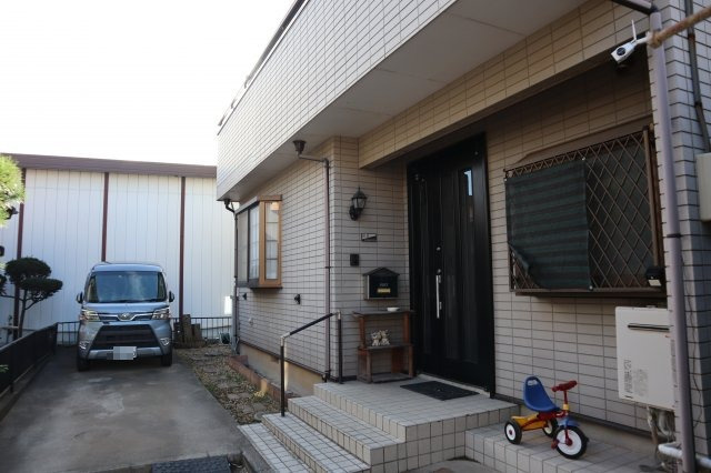 花見川区花島町　中古戸建　注文建築　の外観