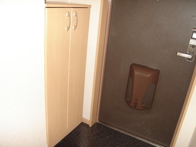 萌Ⅱの玄関