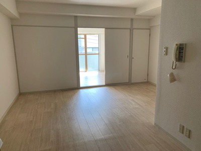 【居間・リビング】 | サンロイヤル高塚 | LDK★