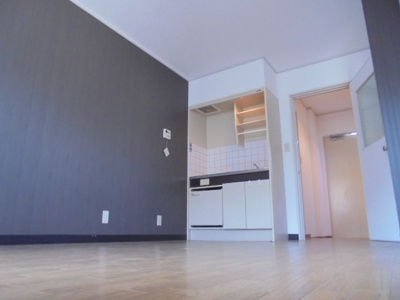 【洋室】 | 千里山ビレッヂ | 洋室７帖★