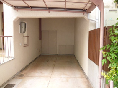 【駐車場】 | 山田西3丁目テラスハウス | ガレージ★