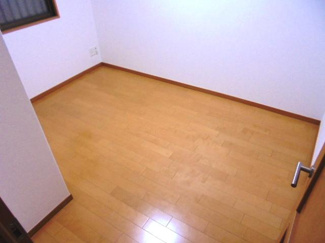 【洋室】 | ローレルコート千里山星が丘 | 洋室5.2帖★