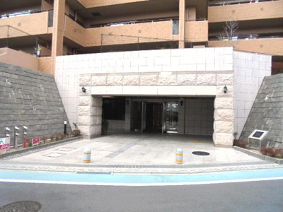 【エントランス】 | ローレルコート千里山星が丘 | エントランス★