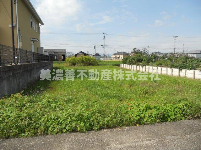 ４９５８９　羽島郡笠松町門間土地の外観