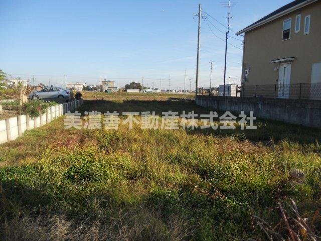 ４９５８９　羽島郡笠松町門間土地の外観
