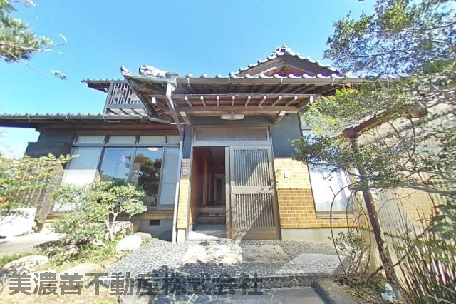 ５１３６８　安八郡輪之内町大藪中古戸建ての外観