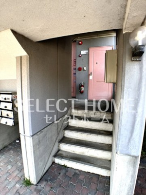 【エントランス】 | ヴィラ８８ | 建物の内部です