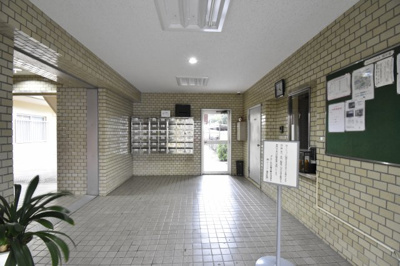 【エントランス】 | クレール川崎大師 | エントランス共用部分です。
管理人さんにより共用部分も綺麗に保たれています。
