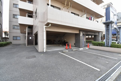 【駐車場】 | パルミナード多摩川 | 平置き駐車場