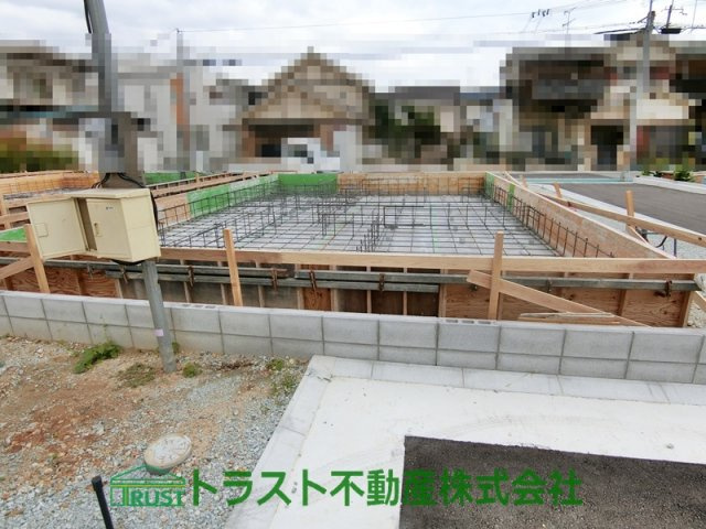 明石市二見町西二見第１２　2号棟の外観