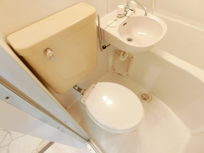 【トイレ】 | ラッフィナート | 落ち着いた色調のトイレです