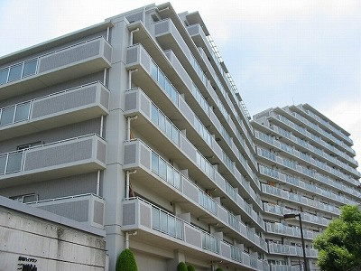 藤和ハイタウン三田城山の外観