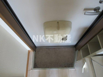 【玄関】 | フォーレスト1（東花園賃貸） | 玄関です