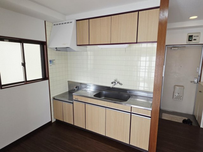 【キッチン】 | 菅長ビル | 菅長ビル　ガスコンロ設置可のワイドキッチン