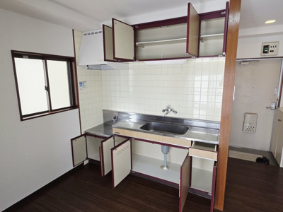 【キッチン】 | 菅長ビル | 菅長ビル　ガスコンロ設置可のワイドキッチン