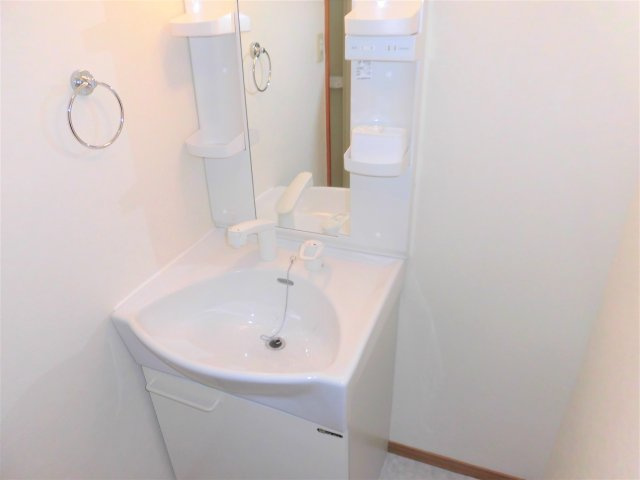 ヴァイスハイムの独立洗面台