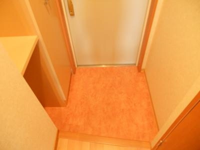 VILLA MARY 五条(旧：ビクトワール五条壬生)の玄関