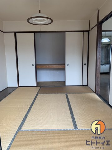 シブヤハイツの和室