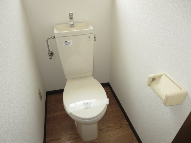 ドミシール平野No.5のトイレ|別部屋反転タイプサンプル