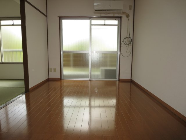 ドミシール平野No.5の洋室|別部屋反転タイプサンプル