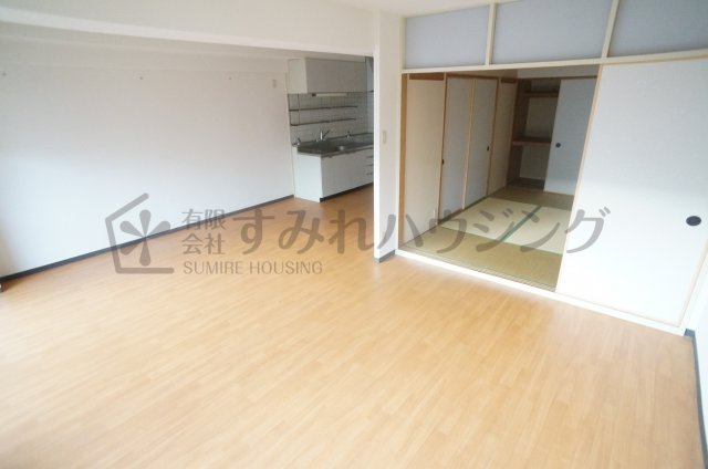 ラ・フィーネ芳樹の居間・リビング