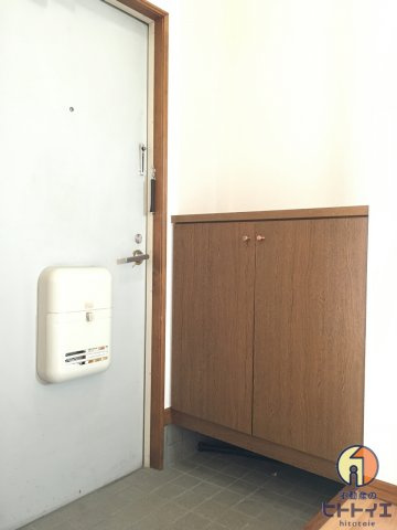 リバーサイドハイツBの玄関|シンプルで使いやすい玄関です