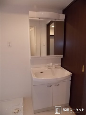 【独立洗面台】 | ブラウニー