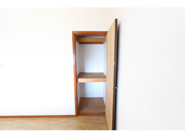 永倉コーポ2号棟の収納|現況と異なる場合がございます。